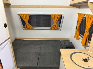 Caravana Modelo 330