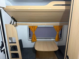 Caravana Modelo 330