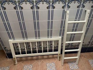2 camas de madera 90x180cm (ancho, largo)
