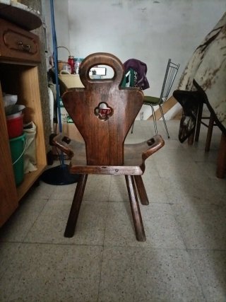 Dos Sillas Castellanas Madera