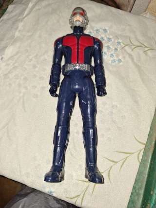 Muñeco Marvel Vengadores Ant-Man