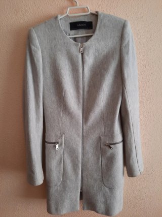 Abrigo Zara Gris