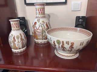 Conjunto de 3 jarrones estilo egipcio
