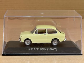SEAT 850 (1967) matrícula Leon 1:43 die-cast metal