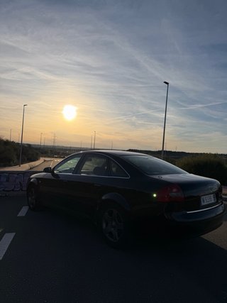 Audi A6 2.4 V6