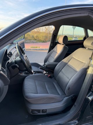 Audi A6 2.4 V6