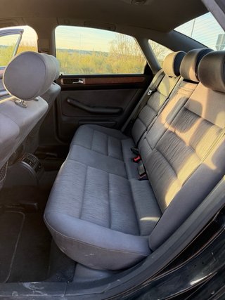 Audi A6 2.4 V6