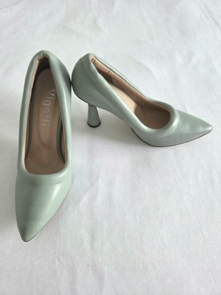 Tacones verdes de punta fina | Vigotti
