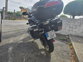 Kawasaki Versys 650 Negra y Plata