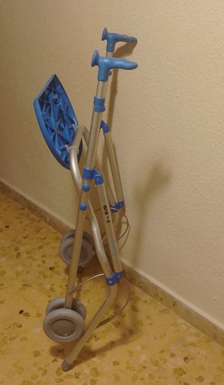 Andador con asiento para adultos Forta mod. Ara-C