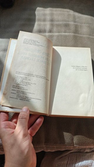 Libro "Si un hombre vivo te hace llorar"