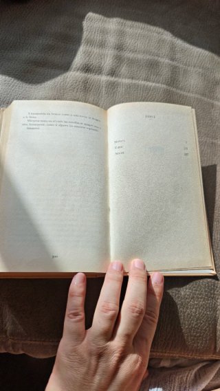 Libro "Si un hombre vivo te hace llorar"
