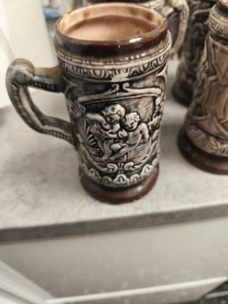 Jarra y 6 Vasos de Cerámica