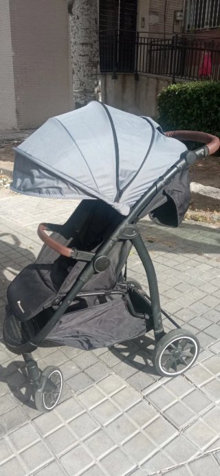 Carrito de bebé Bebeconfort negro