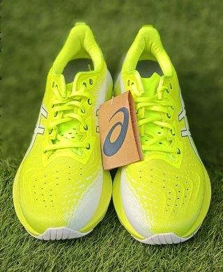 Envío incluido!!! ASICS NOVABLAST 4
