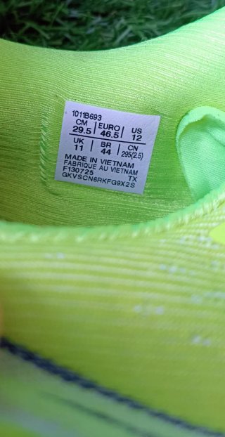 Envío incluido!!! ASICS NOVABLAST 4