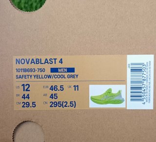 Envío incluido!!! ASICS NOVABLAST 4