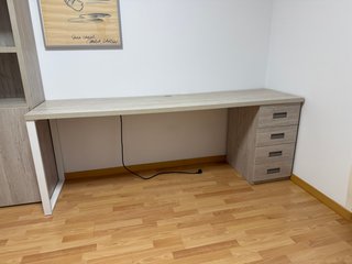 Escritorio 213x78x58 con Mueble Cajones