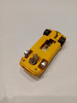 Coche Scalextric Ford GT Amarillo