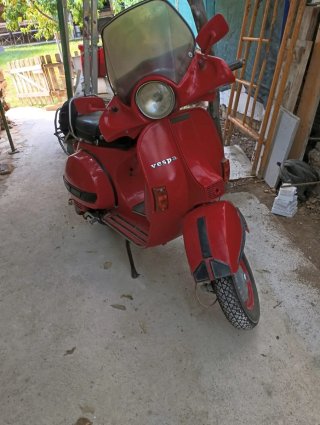 Vespa P200e. Restaurada. 19700 kms