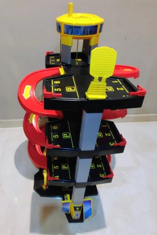 Parking infantil de juguete Molto