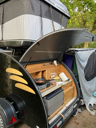 Remolque Camper + Tienda Techo James Baroud
