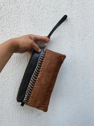Cartera de piel y pelo