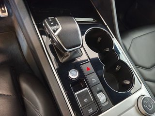 Volkswagen Touareg R-Line 3.0 V6 TDI 210 kW