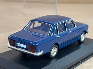 SEAT 132 (1973) matrícula Madrid 1:43 die-cast