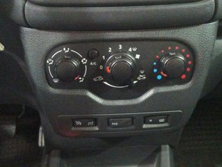 Dokker Van Essential 1.6 80kW (110CV) GLP