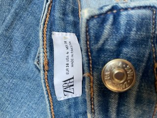 Pantalón pitillo Zara mujer azul
