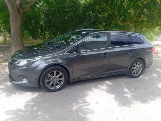 Toyota Avensis 2014