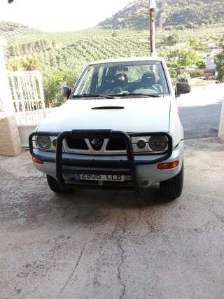 Nissan Terrano II 2003