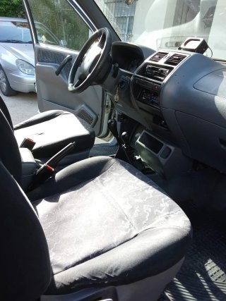 Nissan Terrano II 2003