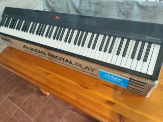 Piano Alesis Recital Play 88 Teclas