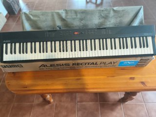 Piano Alesis Recital Play 88 Teclas