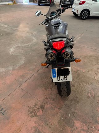 Yamaha FZ6 N Naked Moto