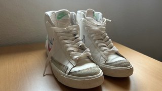 Nike Blazer Mid '77 Swoosh Azul y Rojo. Talla 39