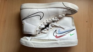 Nike Blazer Mid '77 Swoosh Azul y Rojo. Talla 39