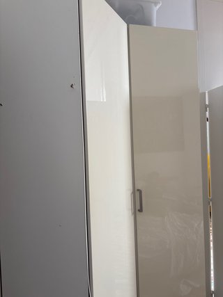 Armario Ikea Beige y con espejo