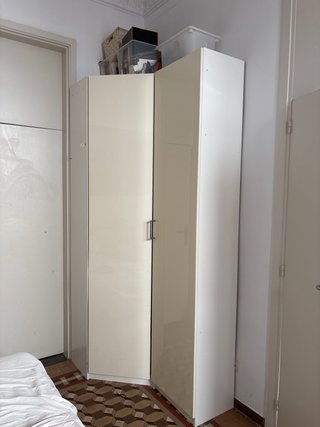 Armario Ikea Beige y con espejo