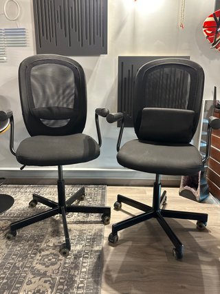 2 Sillas de Oficina Ajustables Ikea