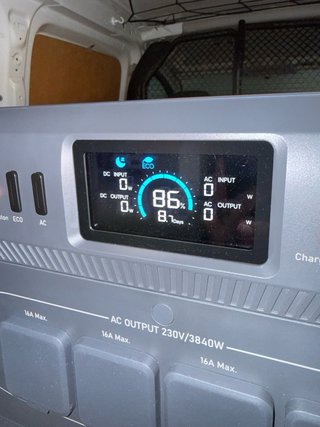 Estación de energía BLUETTI Apex 300