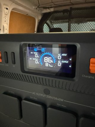 Estación de energía BLUETTI Apex 300