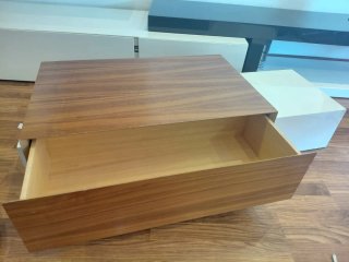 Mueble TV moderno madera y blanco