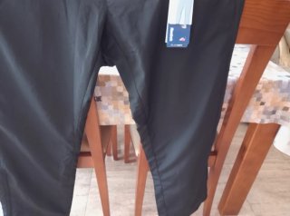 Pantalón chándal Reebok negro sin estrenar ,