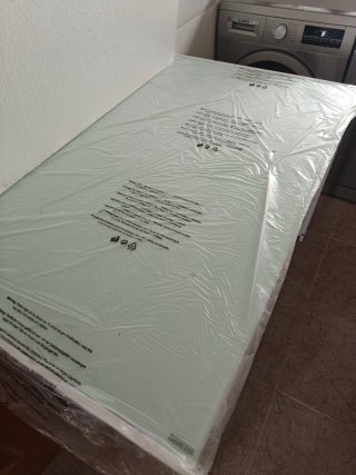 Mesa de comedor cristal y metal