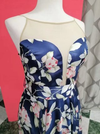 Vestido largo floral azul y rosa