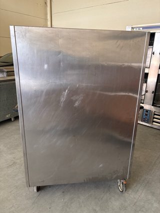 Estantería de acero inoxidable con ruedas