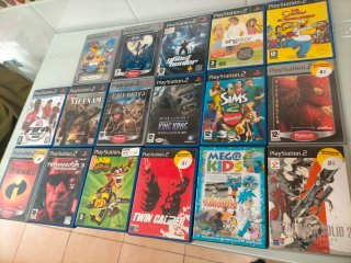Console PlayStation 2 + 2 controller + giochi